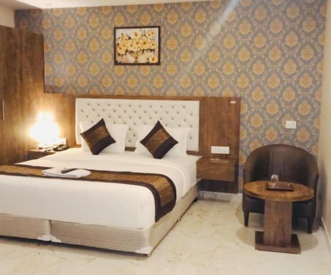 ניו דלהי Mayda Inn- A Boutique Hotel מראה חיצוני תמונה